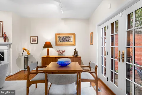 $689,000 | 121 West Lee Street, Baltimore, MD 21201
