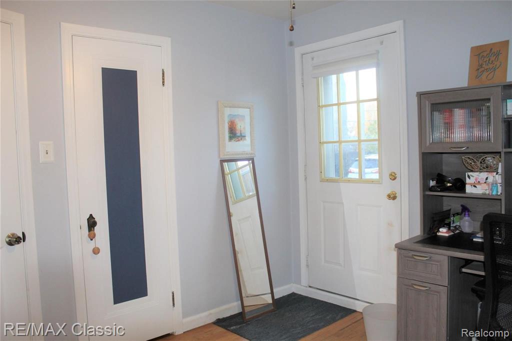 1420 Harvard Road Berkley, MI 48072 - Photo 32 of 50