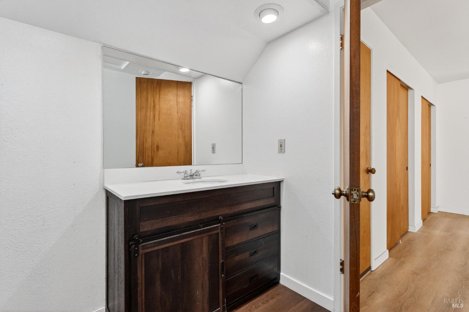 27421 Albion Ridge Road Albion, CA 95410 - Photo 12 of 41 Primary Bathroom