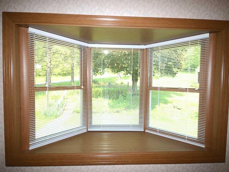 2732 McMorran Road Gibsonia, PA 15044 - Photo 5 of 22 Other. Bay window in dining room.