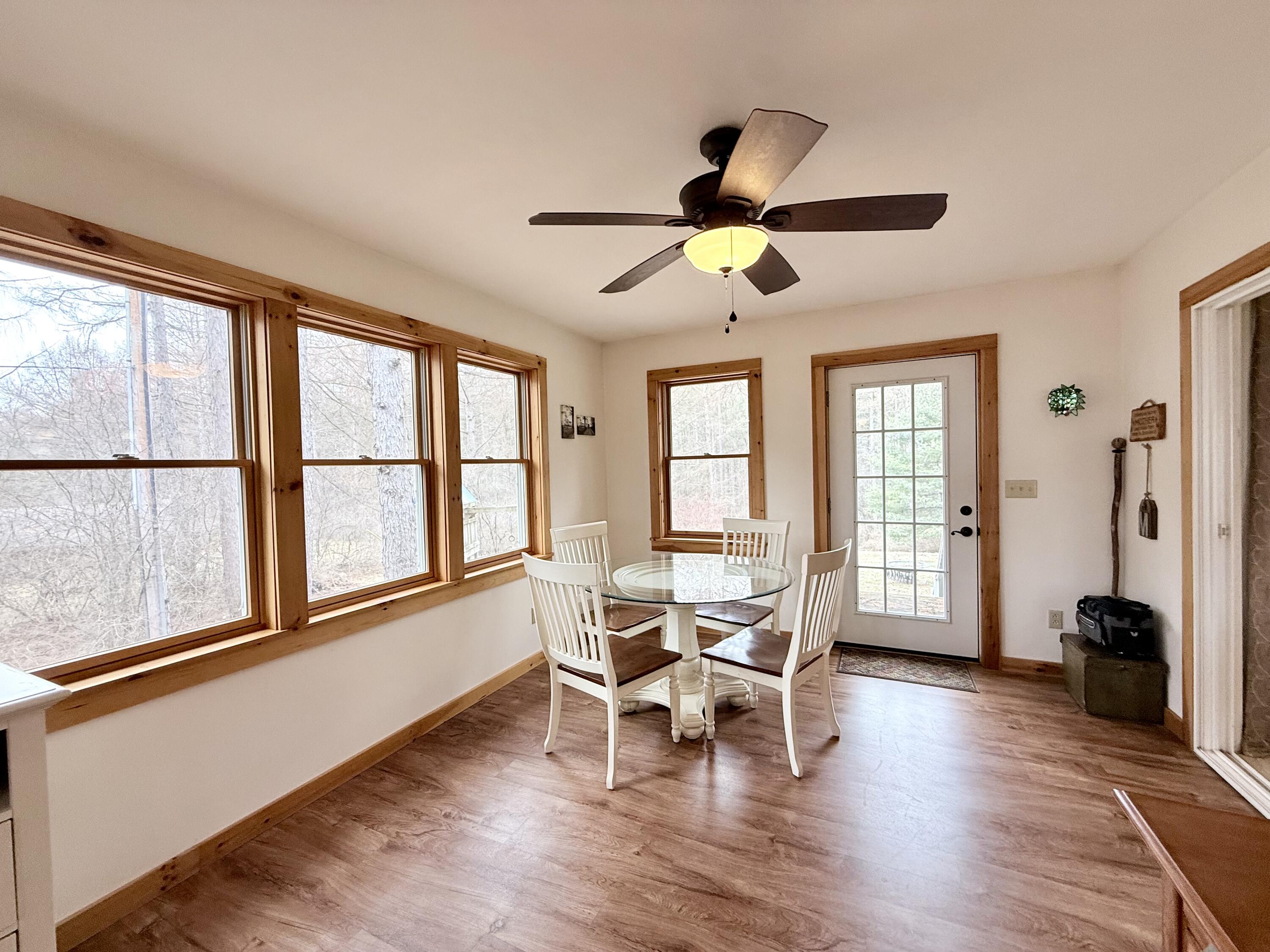 35 Knob Hill Road Peru, NY 12972 - Photo 13 of 31 Sunroom