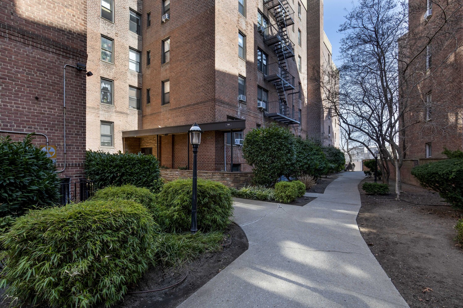 7261 Shore Road, Unit 4P Brooklyn, NY 11209 - Photo 8 of 11