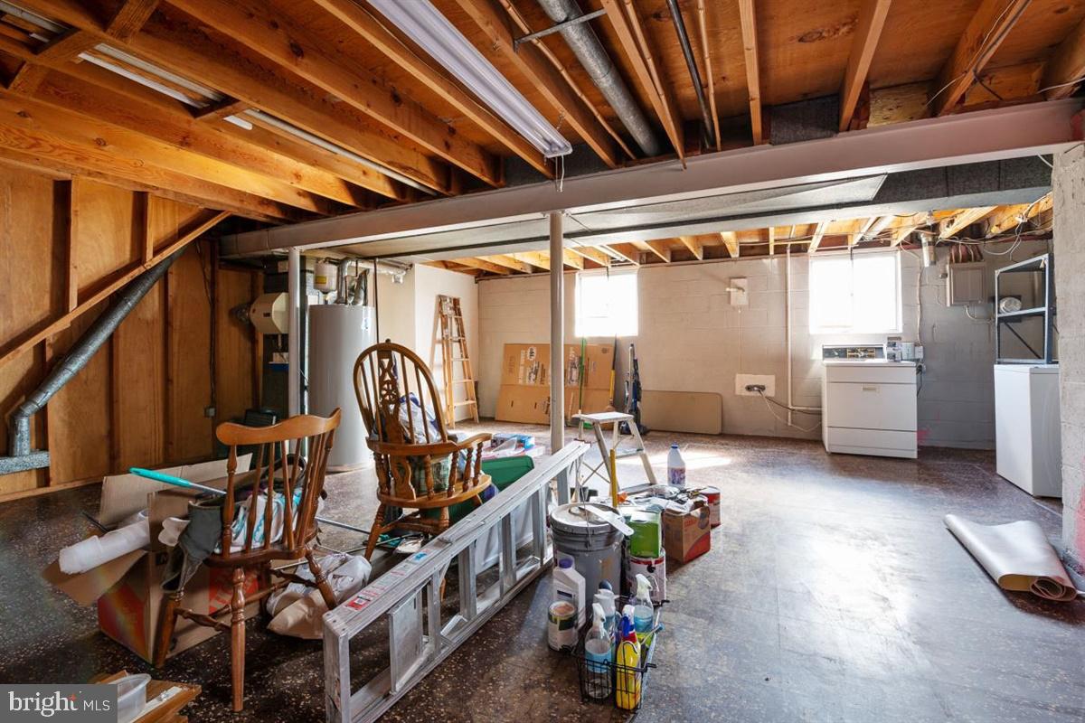 1217 Redcliffe Road Baltimore, MD 21228 - Photo 27 of 37
