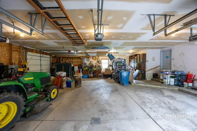 $750,000 | 3770 Bender Road, Middleville, MI 49333