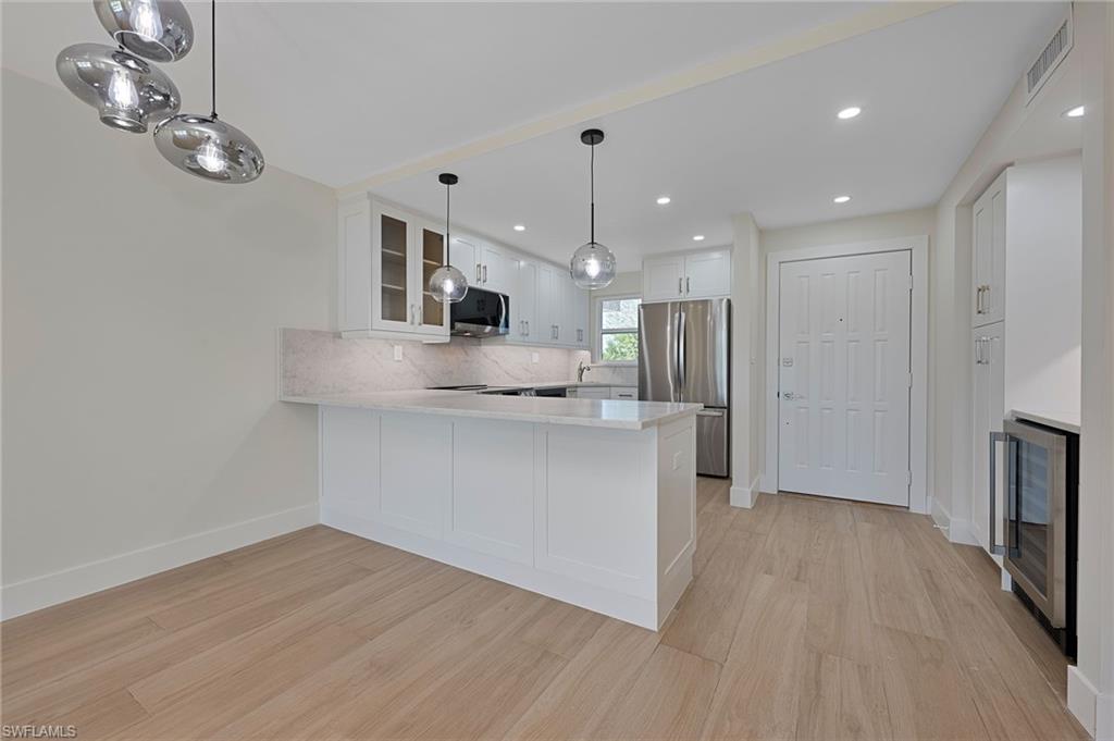 13 High Point Circle North, Unit 206 Naples, FL 34103 - Photo 5 of 14