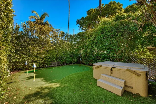 $9,500 | 1165 Catalina Street, Laguna Beach, CA 92651