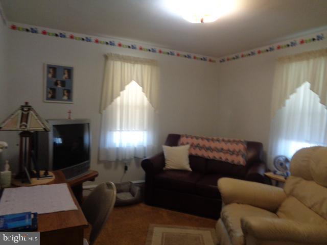 18 South Woodbury Road Pitman, NJ 08071 - Photo 5 of 23 Gallery Image 5