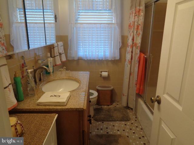 18 South Woodbury Road Pitman, NJ 08071 - Photo 6 of 23 Gallery Image 6