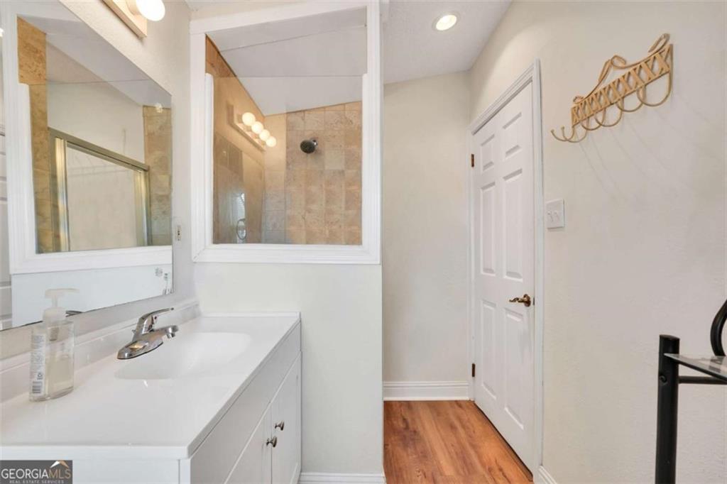 216 Deep Water Road Mansfield, GA 30055 - Photo 20 of 47