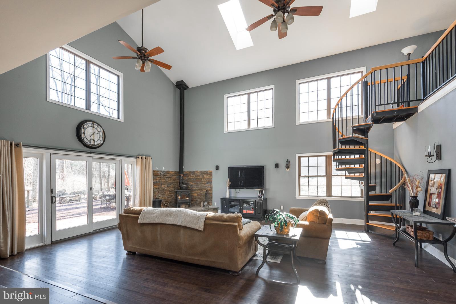 2852 Hauck Road Green Lane, PA 18054 - Photo 4 of 26 Gallery Image 4