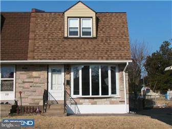 238 Beechwood Road Brookhaven, PA 19015 - Photo 2 of 12 Gallery Image 2