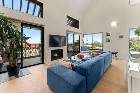 $1,150,000 | 72 Peter Coutts Circle, Stanford, CA 94305