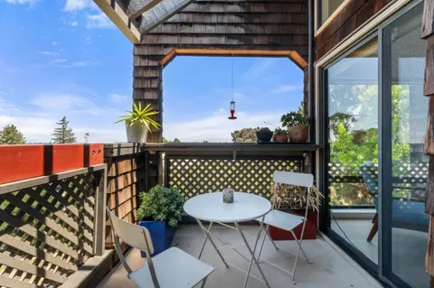 $1,150,000 | 72 Peter Coutts Circle, Stanford, CA 94305