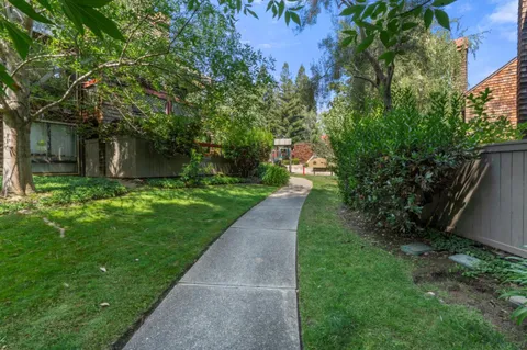 $1,150,000 | 72 Peter Coutts Circle, Stanford, CA 94305