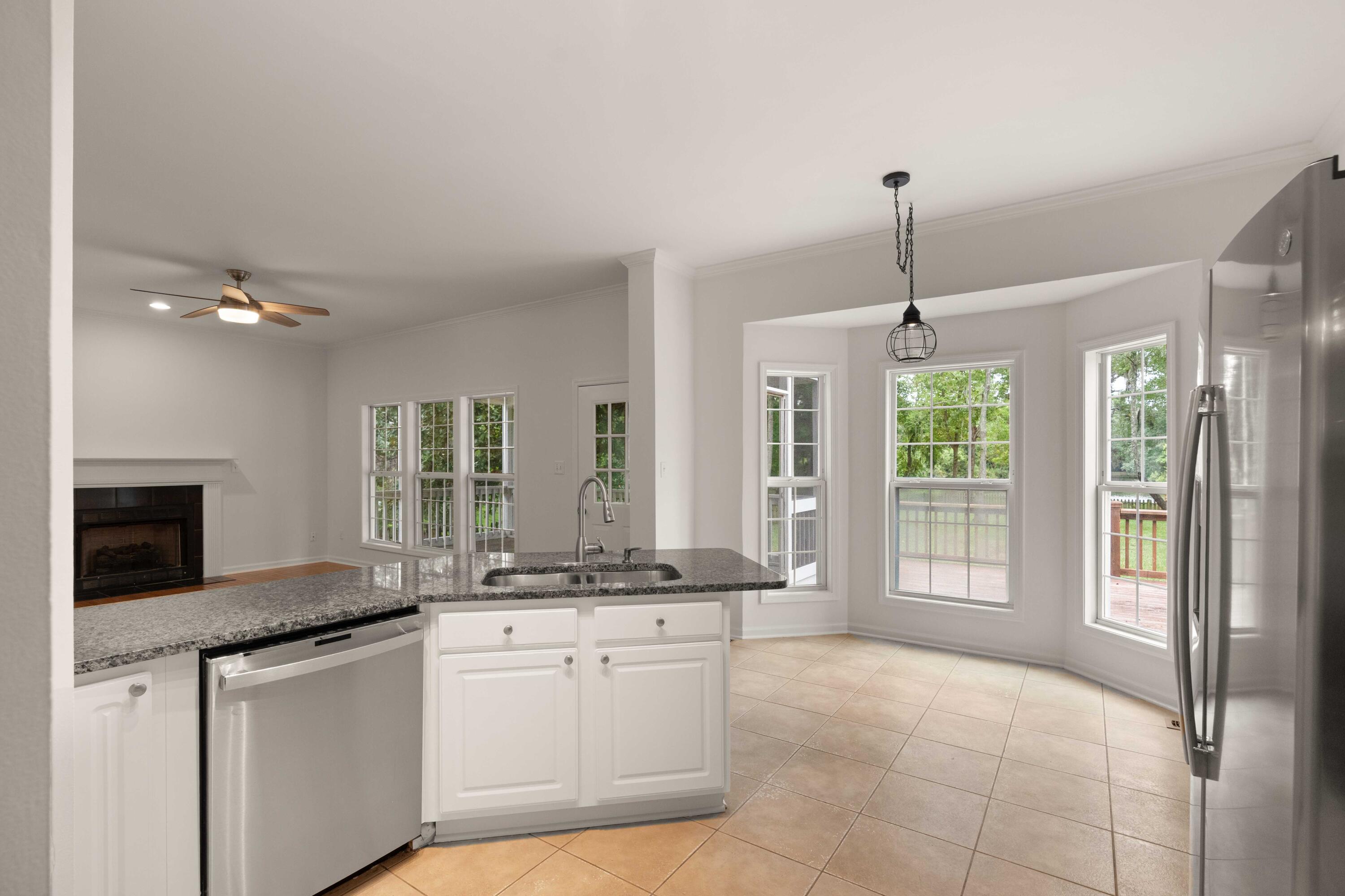 1340 Woodlock Road Mount Pleasant, SC 29464 - Photo 12 of 47 15