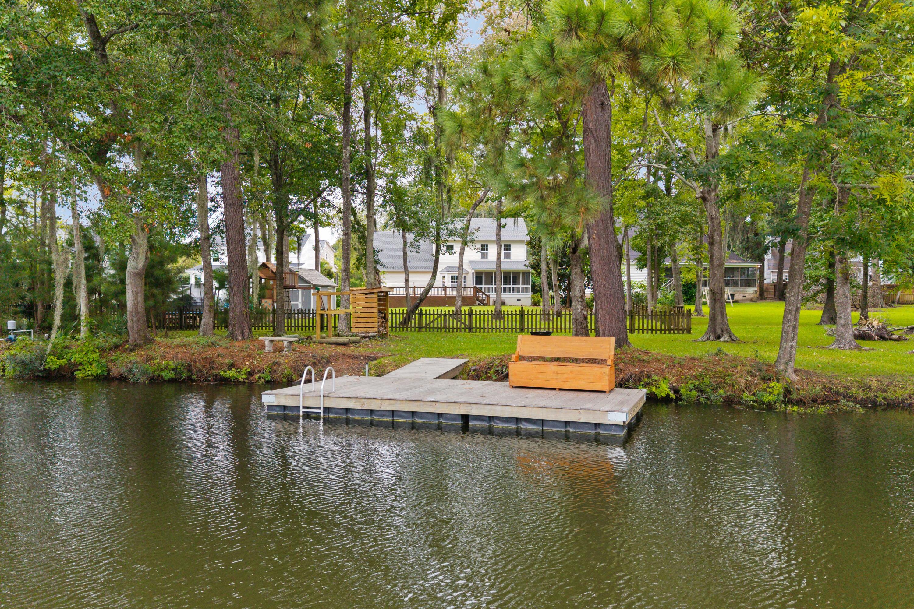 1340 Woodlock Road Mount Pleasant, SC 29464 - Photo 44 of 47 53