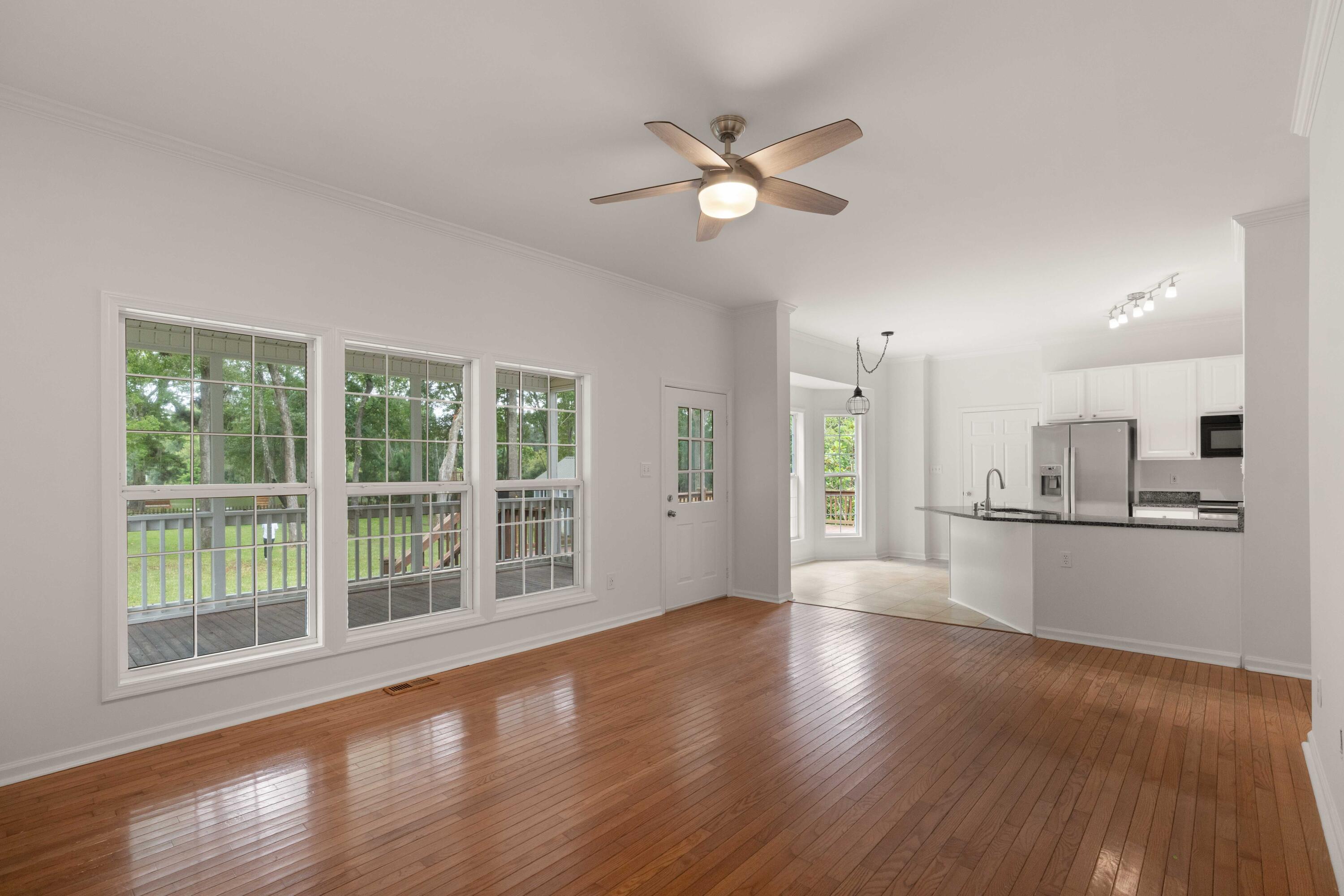 1340 Woodlock Road Mount Pleasant, SC 29464 - Photo 9 of 47 12