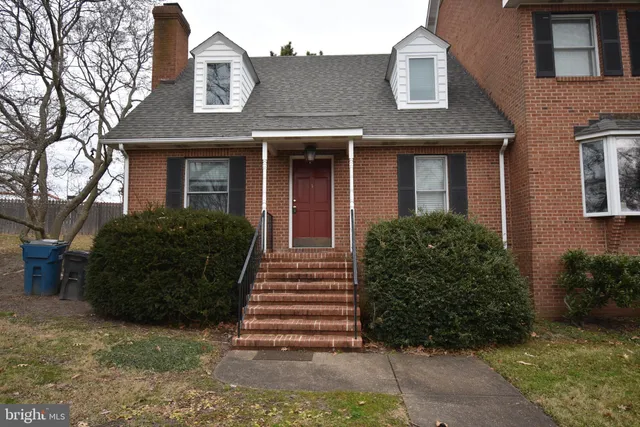 $2,400 | 295 C Bay Street, Unit 6, Easton, MD 21601