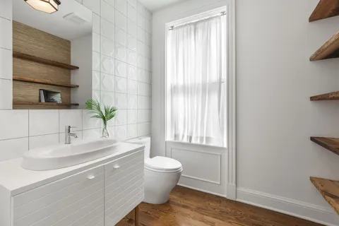 $2,450,000 | 1915 West Wabansia Avenue, Chicago, IL 60622