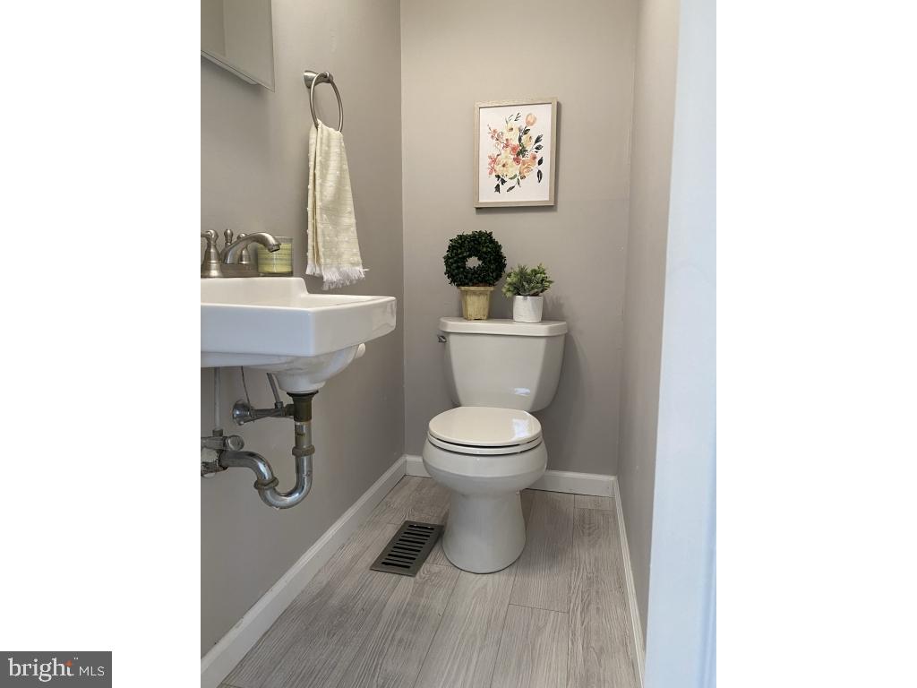 272 Burning Tree Road Delran, NJ 08075 - Photo 17 of 34 Gallery Image 17