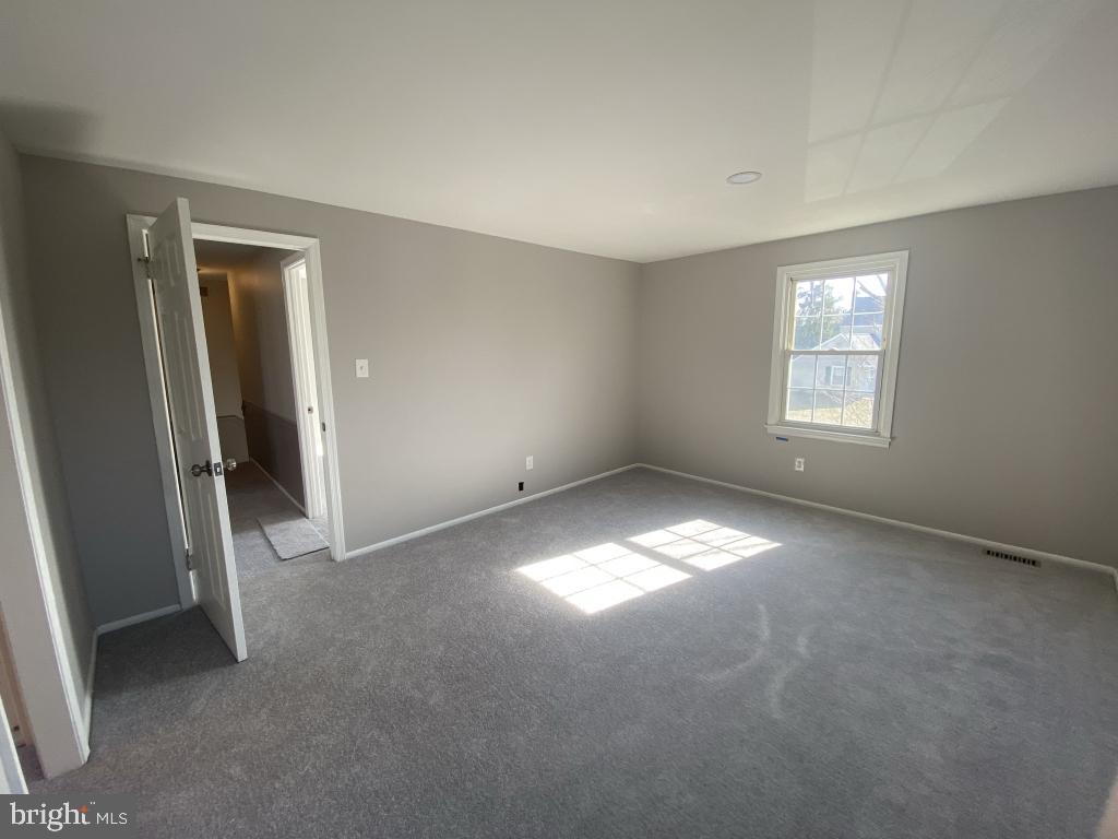 272 Burning Tree Road Delran, NJ 08075 - Photo 30 of 34 Gallery Image 30