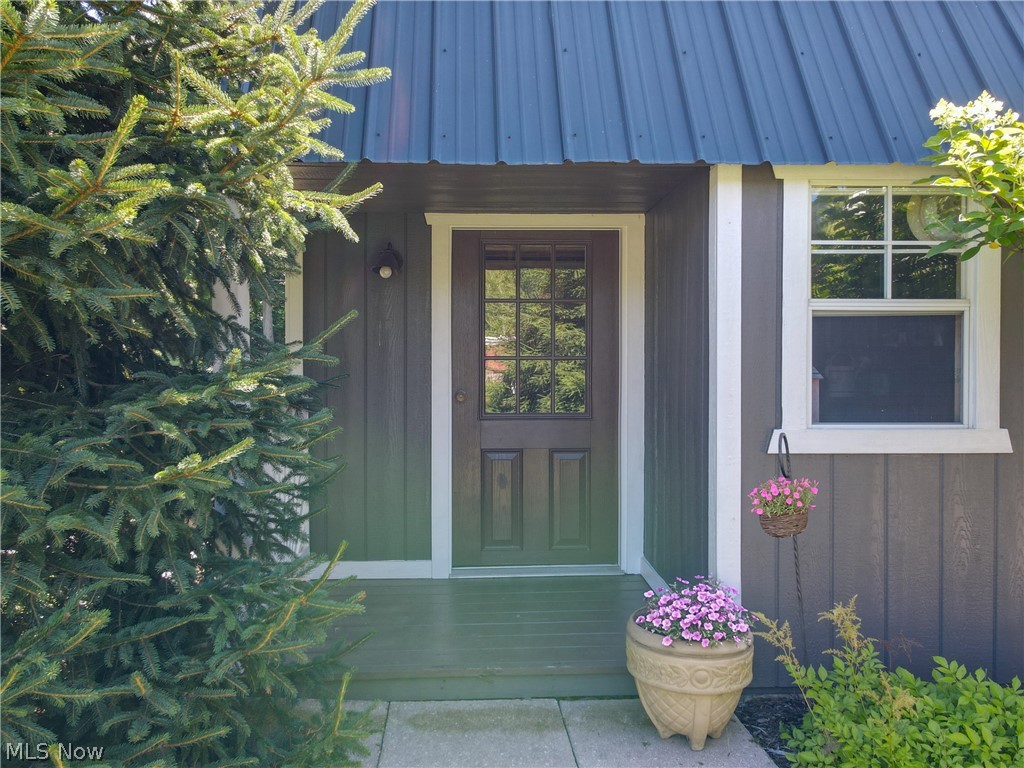 7497 State Rte 5 Ravenna, OH 44266 - Photo 45 of 50 Storage Shed/Playhouse
