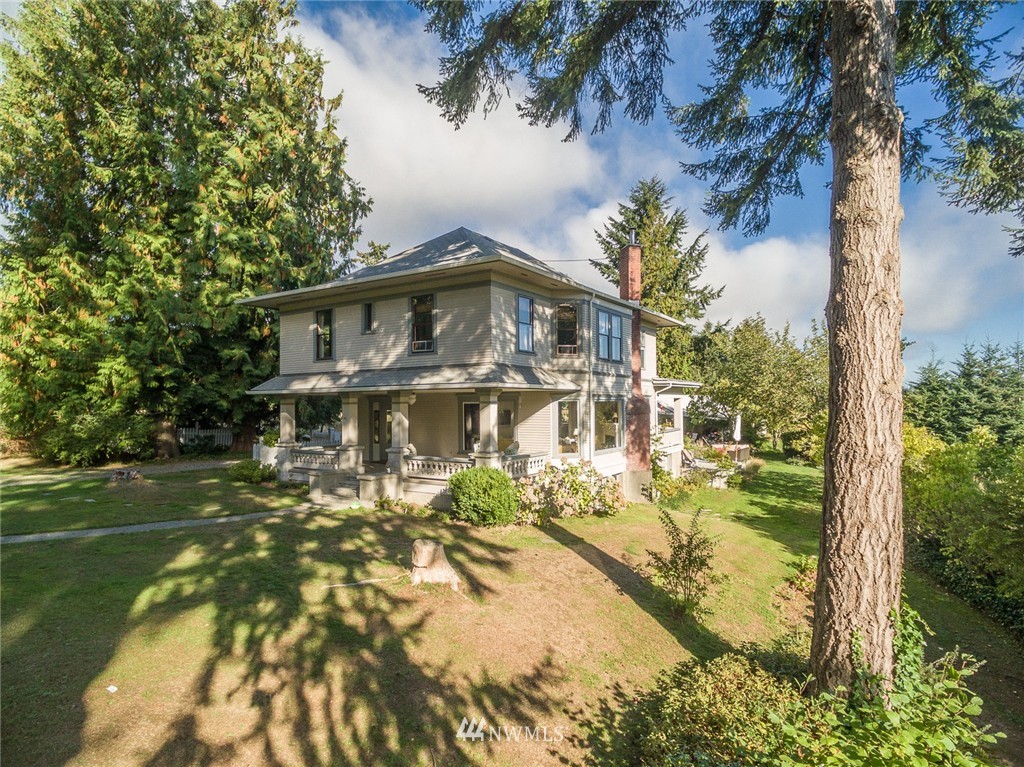 9032 Southwest Soper Road Vashon, WA 98070 - Photo 1 of 25