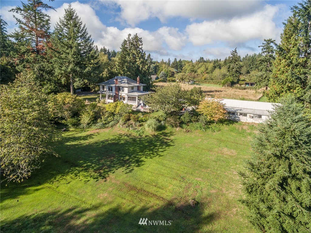 9032 Southwest Soper Road Vashon, WA 98070 - Photo 3 of 25