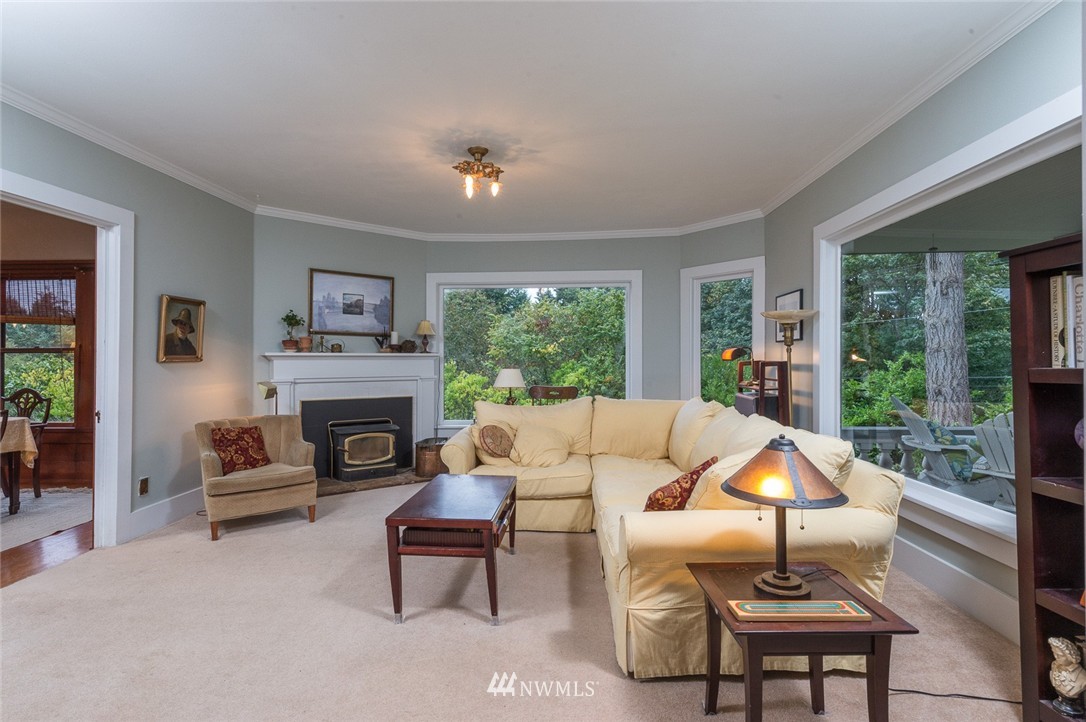 9032 Southwest Soper Road Vashon, WA 98070 - Photo 5 of 25