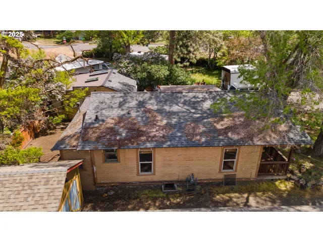 $895,000 | 530 Northwest Georgia Avenue, Bend, OR 97703