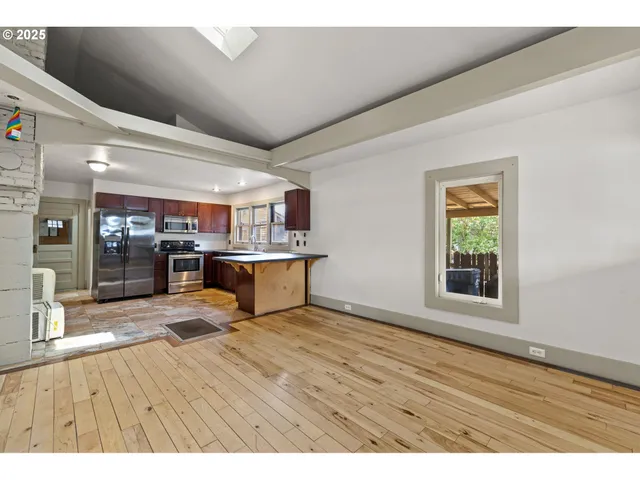 $895,000 | 530 Northwest Georgia Avenue, Bend, OR 97703