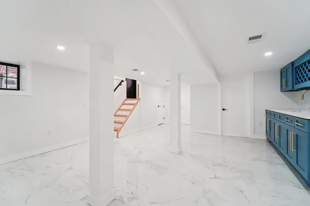 $1,149,800 | 8608 2nd Avenue, North Bergen, NJ 07047