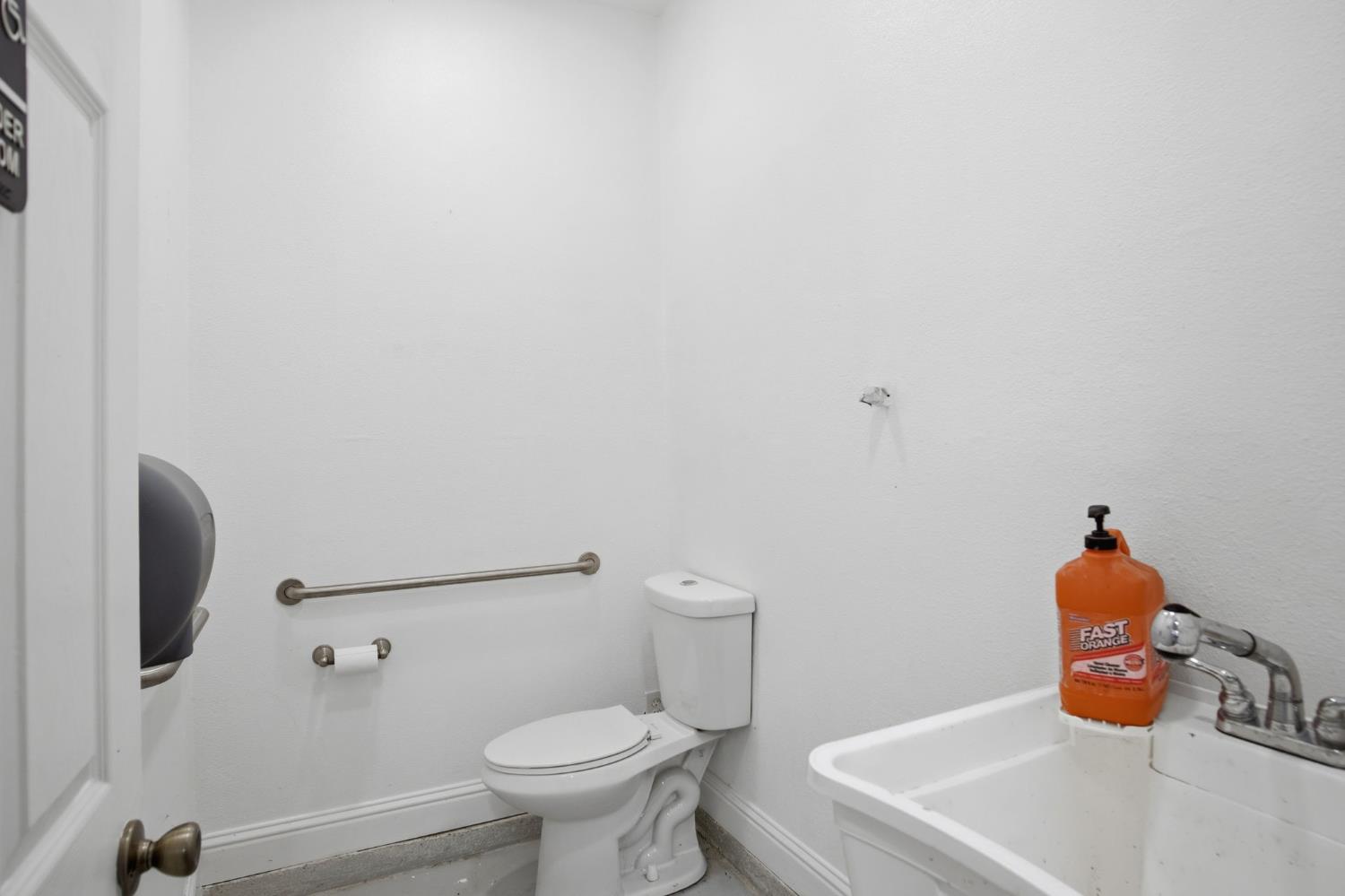 489 6th Street Gustine, CA 95322 - Photo 23 of 28
