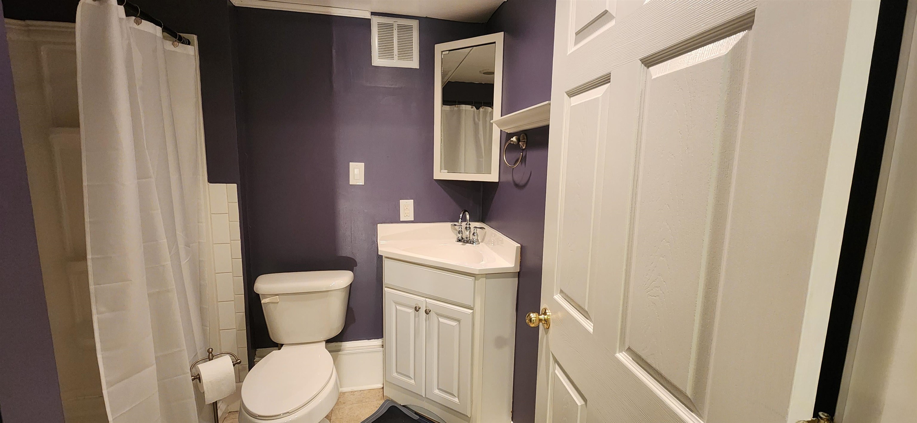 62 Hovey Road Londonderry, NH 03053 - Photo 12 of 18