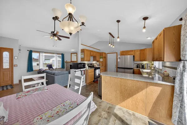 $420,000 | 605 Willers Court, Lake City, MN 55041