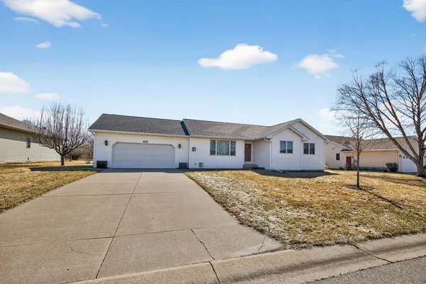 $420,000 | 605 Willers Court, Lake City, MN 55041