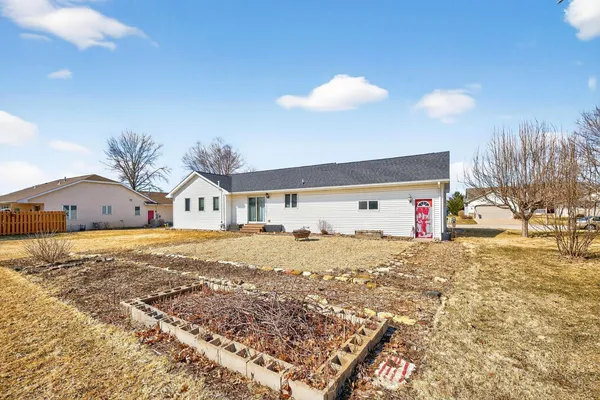 $420,000 | 605 Willers Court, Lake City, MN 55041