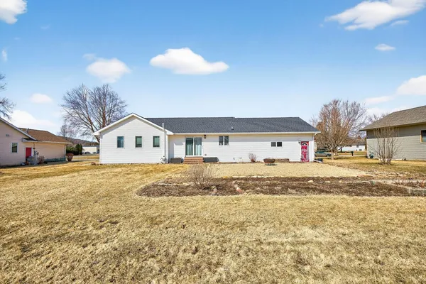 $420,000 | 605 Willers Court, Lake City, MN 55041