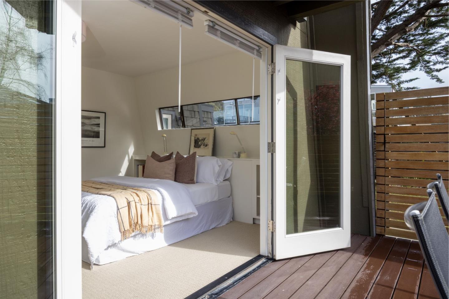314 Roosevelt Boulevard Half Moon Bay, CA 94019 - Photo 27 of 58 a view of a bedroom from a corridor