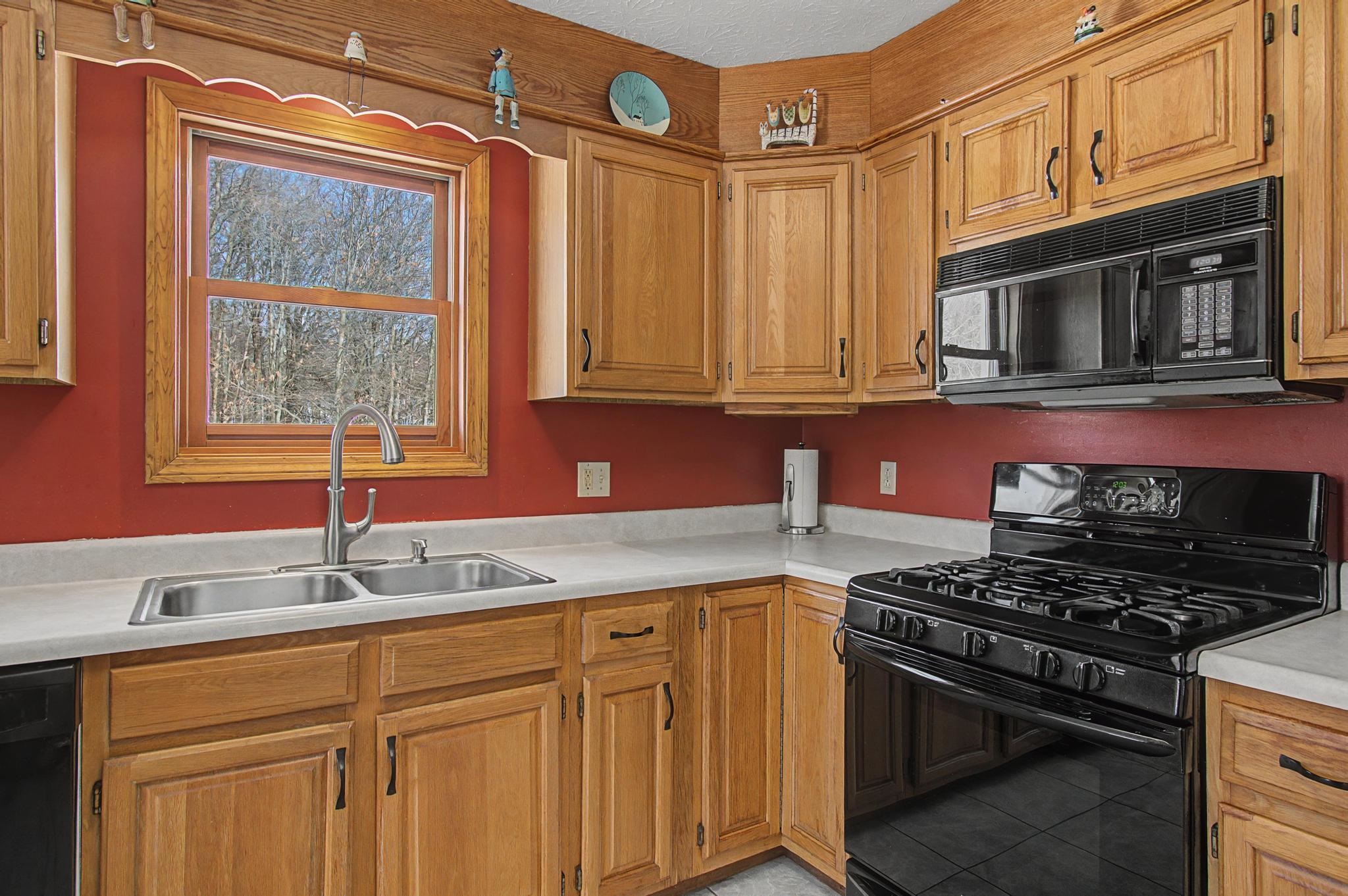 1908 Plains Road Georgia, VT 05468 - Photo 9 of 40