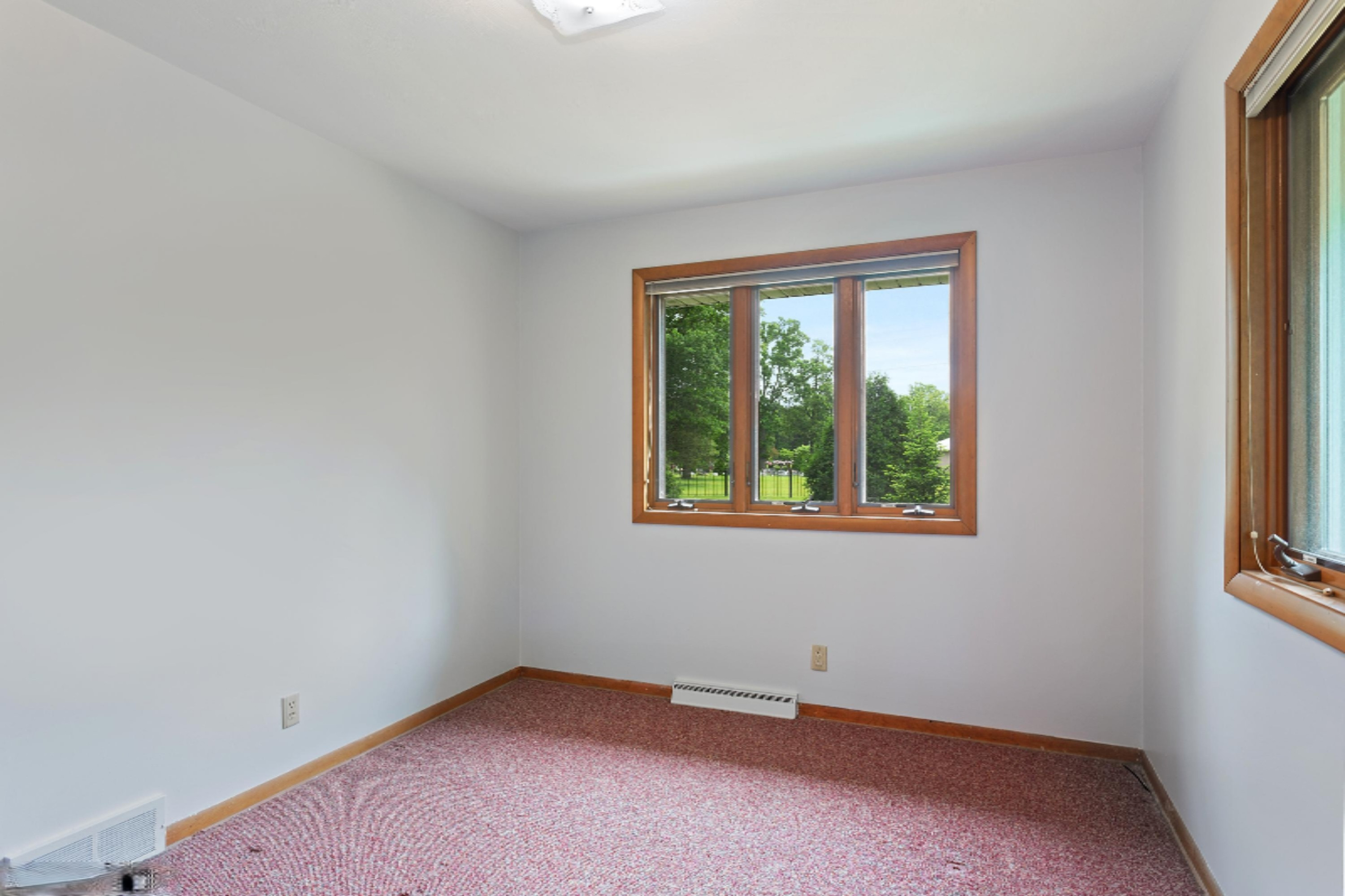 18332 Ridge Road New Buffalo, MI 49117 - Photo 12 of 18 09_18332RidgeRd_154_3rdBedroom_HiRes