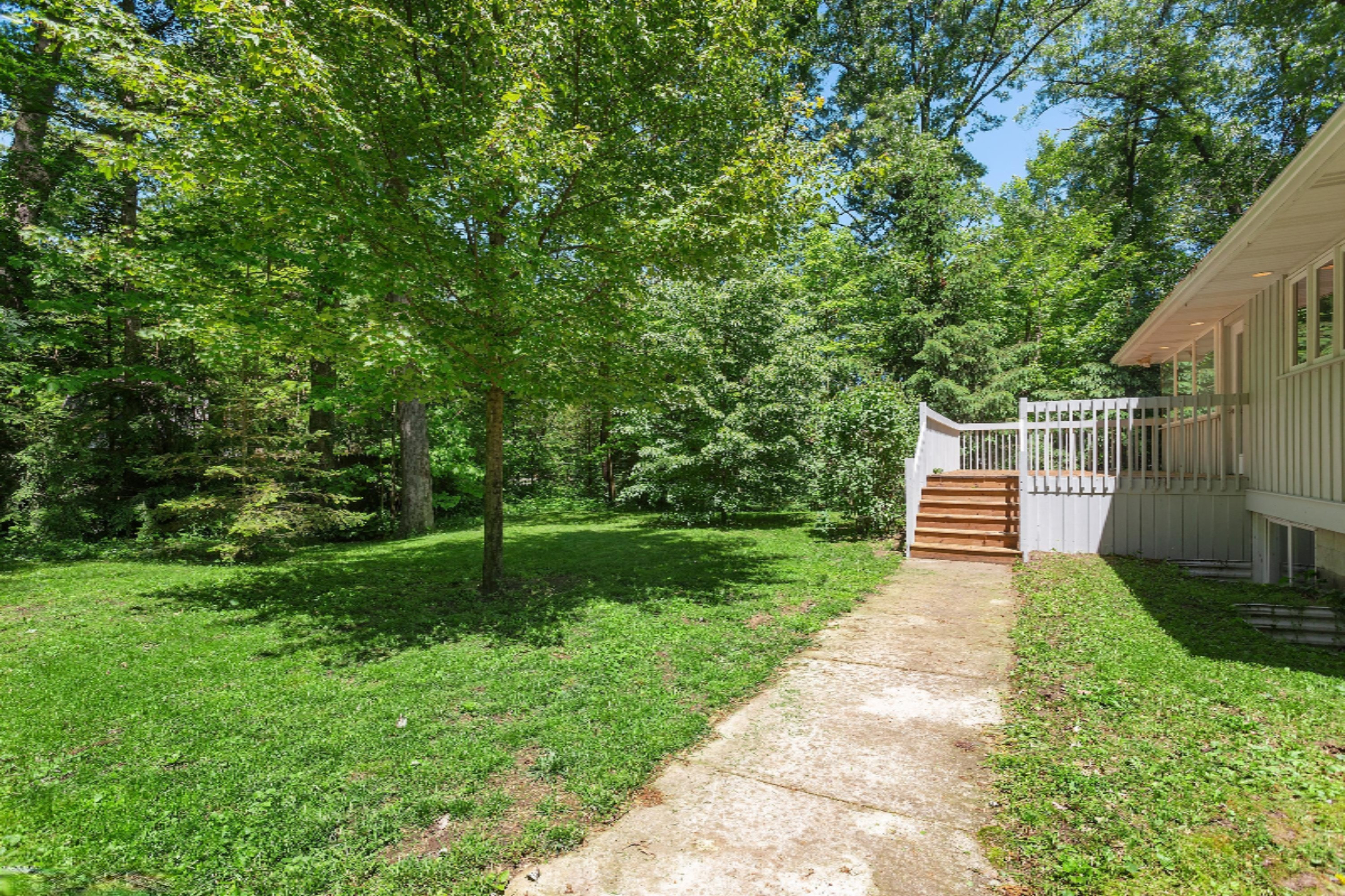 18332 Ridge Road New Buffalo, MI 49117 - Photo 7 of 18 11_18332RidgeRd_59_RearView_HiRes