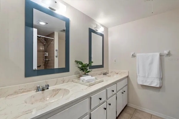 $1,850 | 4852 Independence Drive, Bradenton, FL 34210