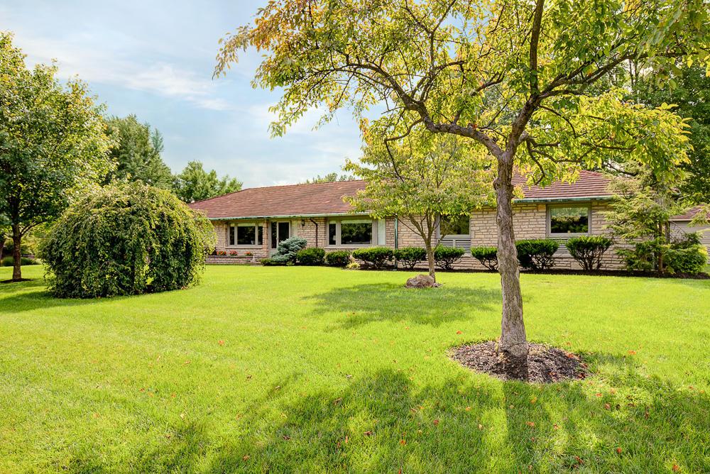 2691 Leeds Road Columbus, OH 43221 - Photo 2 of 36