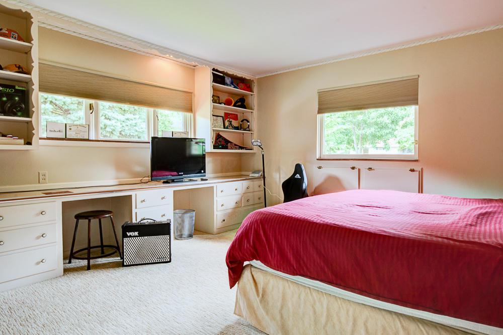 2691 Leeds Road Columbus, OH 43221 - Photo 21 of 36