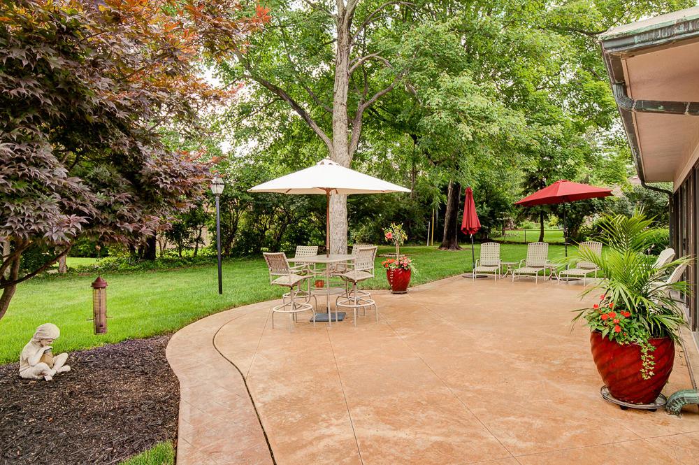 2691 Leeds Road Columbus, OH 43221 - Photo 32 of 36