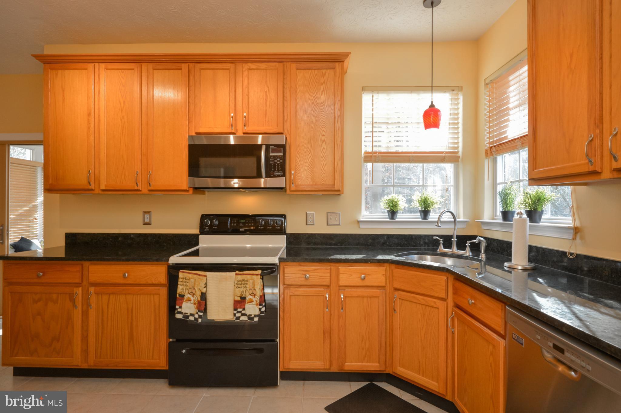 8805 Sumner Grove Drive Laurel, MD 20708 - Photo 8 of 30 Kitchen