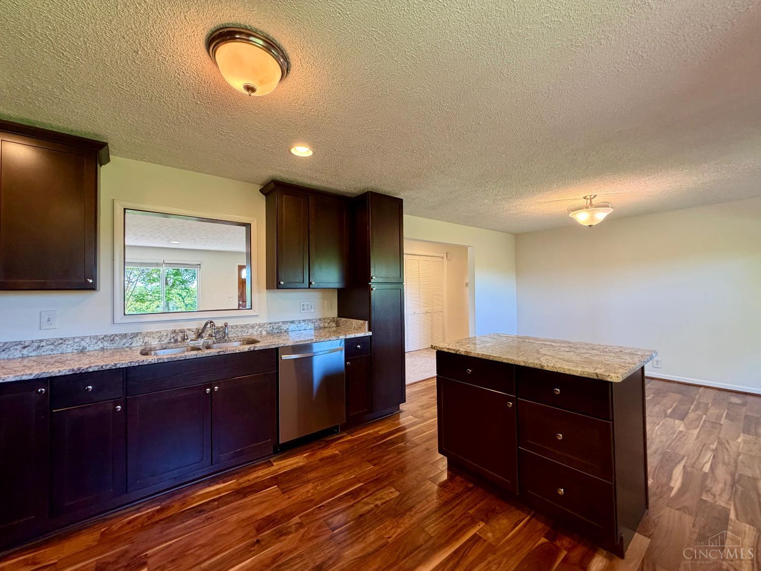 7350 Barret Road West Chester, OH 45069 - Photo 14 of 54