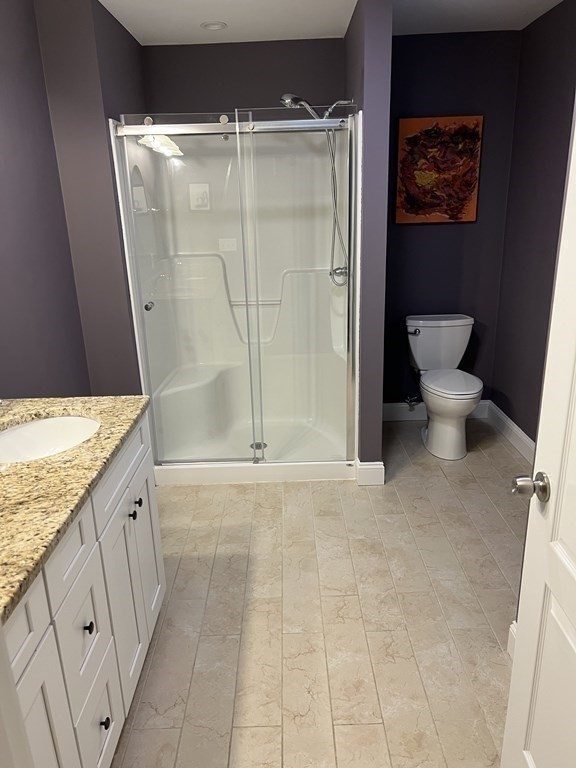 32 Colonial Road Webster, MA 01570 - Photo 26 of 34