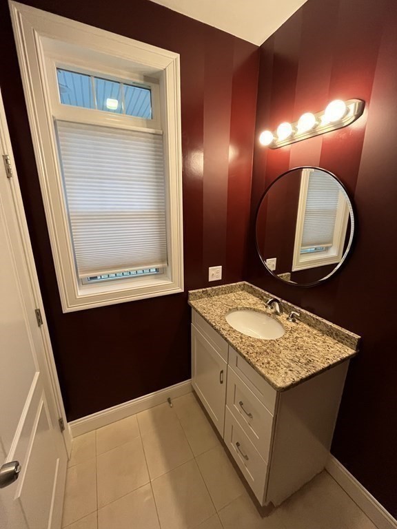 32 Colonial Road Webster, MA 01570 - Photo 29 of 34